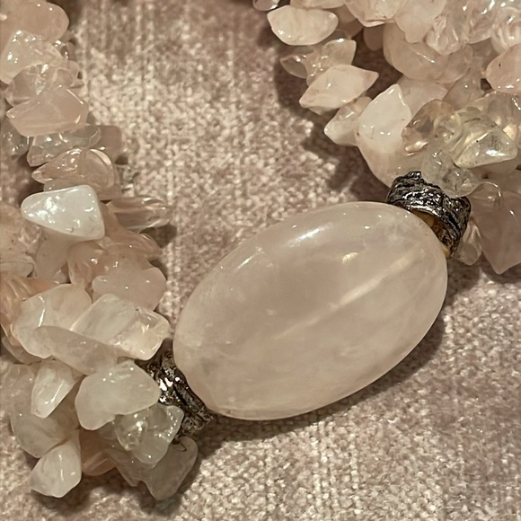 Rose Quartz Stretch Bracelet 6-8” - Picture 3 of 4